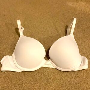 Pink by Victoria’s Secret 34A bra